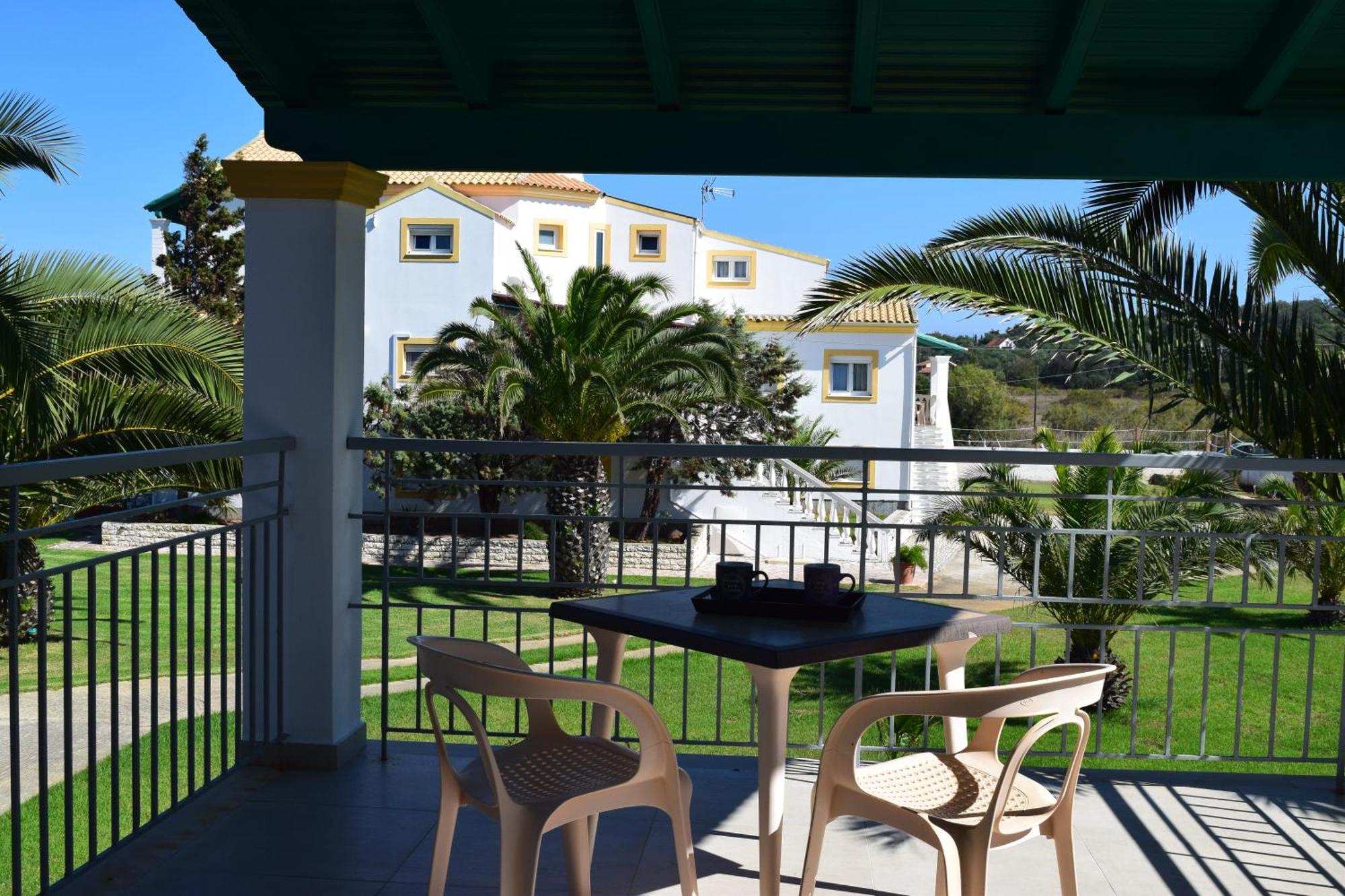 S&C Kosmos Beach Resort Roda  Buitenkant foto
