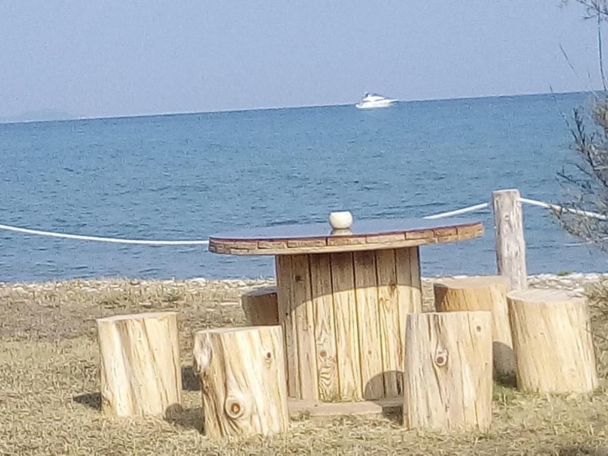 S&C Kosmos Beach Resort Roda  Buitenkant foto